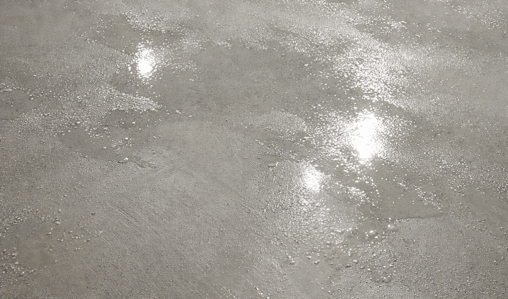 Jak długo podlewać wylewkę z miksokreta